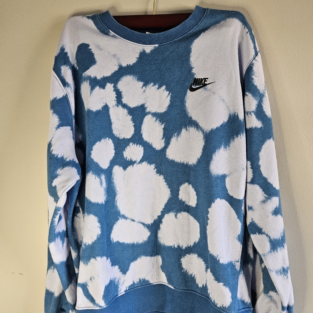 NIKE Mens Sportswear Sport Essentials+ Crew Sweatshirt Sploch Light Marine